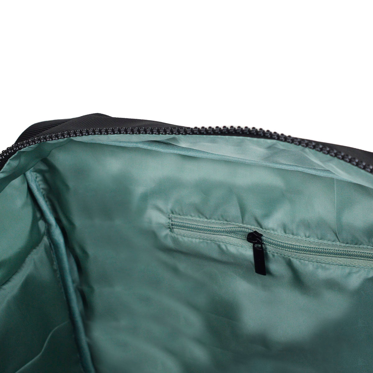 URBAN EDGE TRAVEL BAG | BLACK