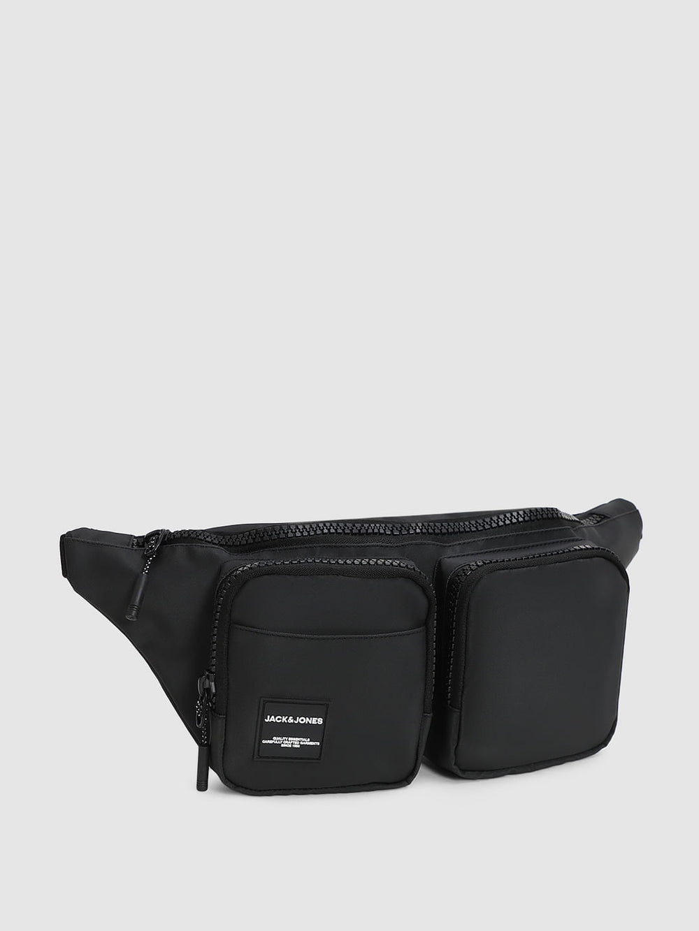 BLACK CHESTPACK