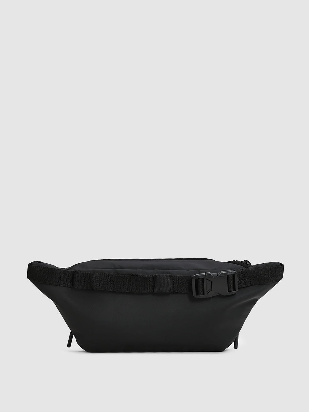 BLACK CHESTPACK