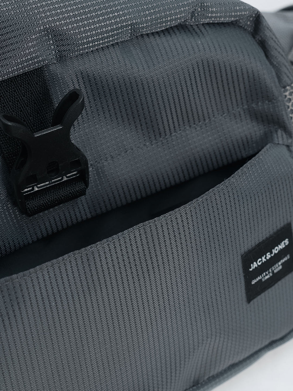 GREY MESH BUMBAG