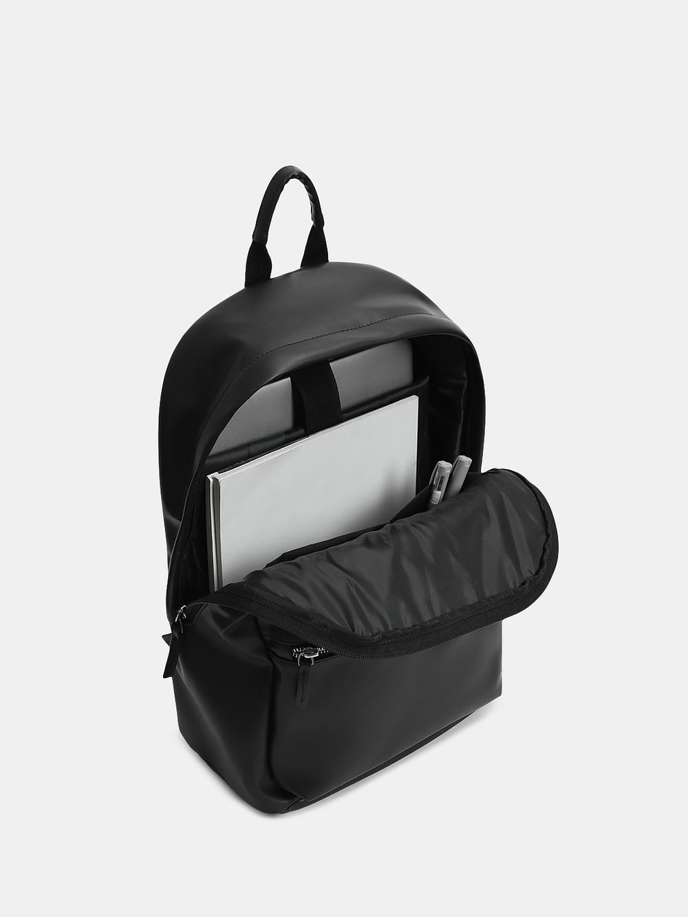 BLACK BACKPACK