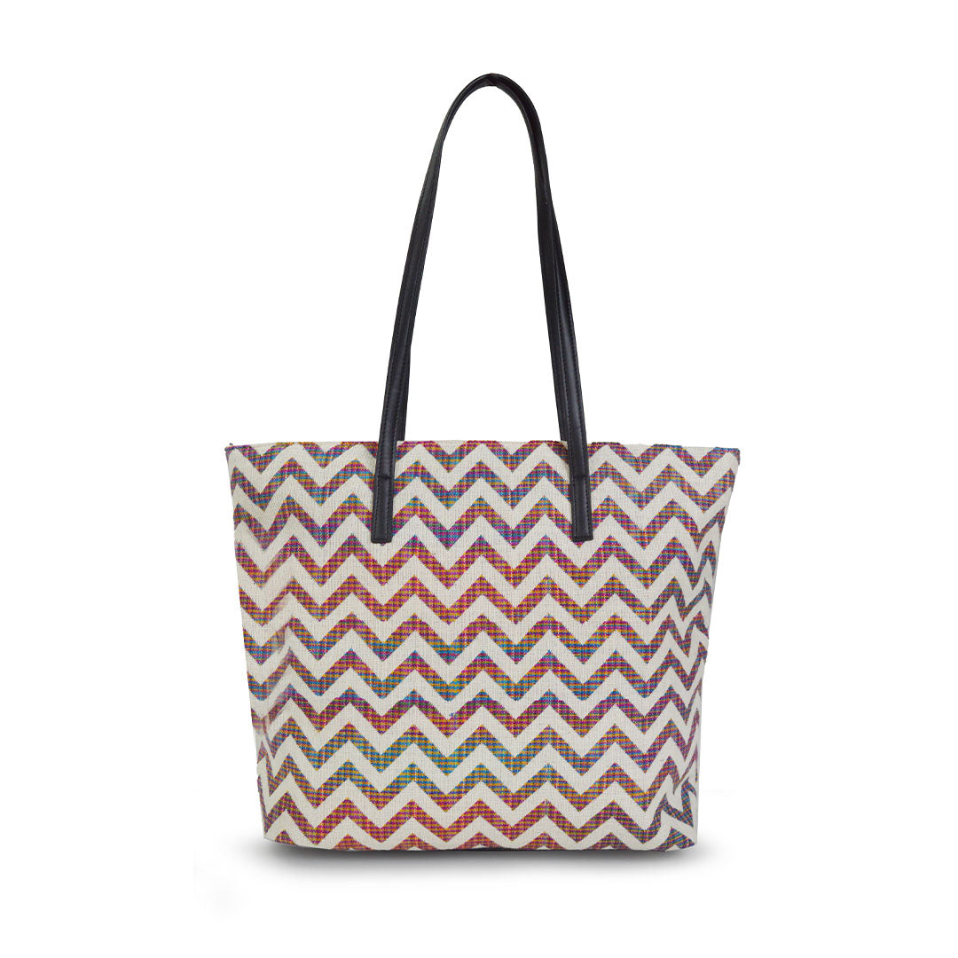 Toms tote store