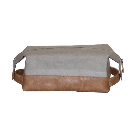 Paper & Leather Travel Kit