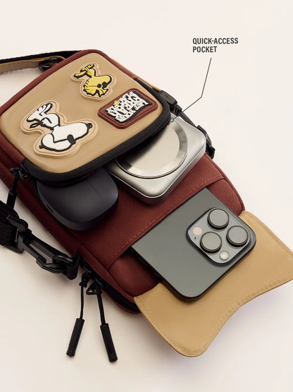 Peanuts: Snoopy Sling Bag