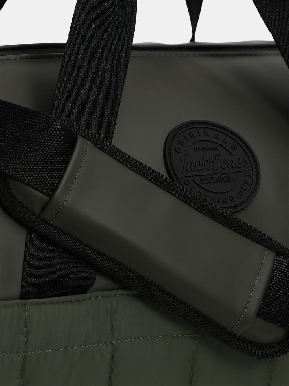 OLIVE GREEN QUILTED DUFFLE BAG