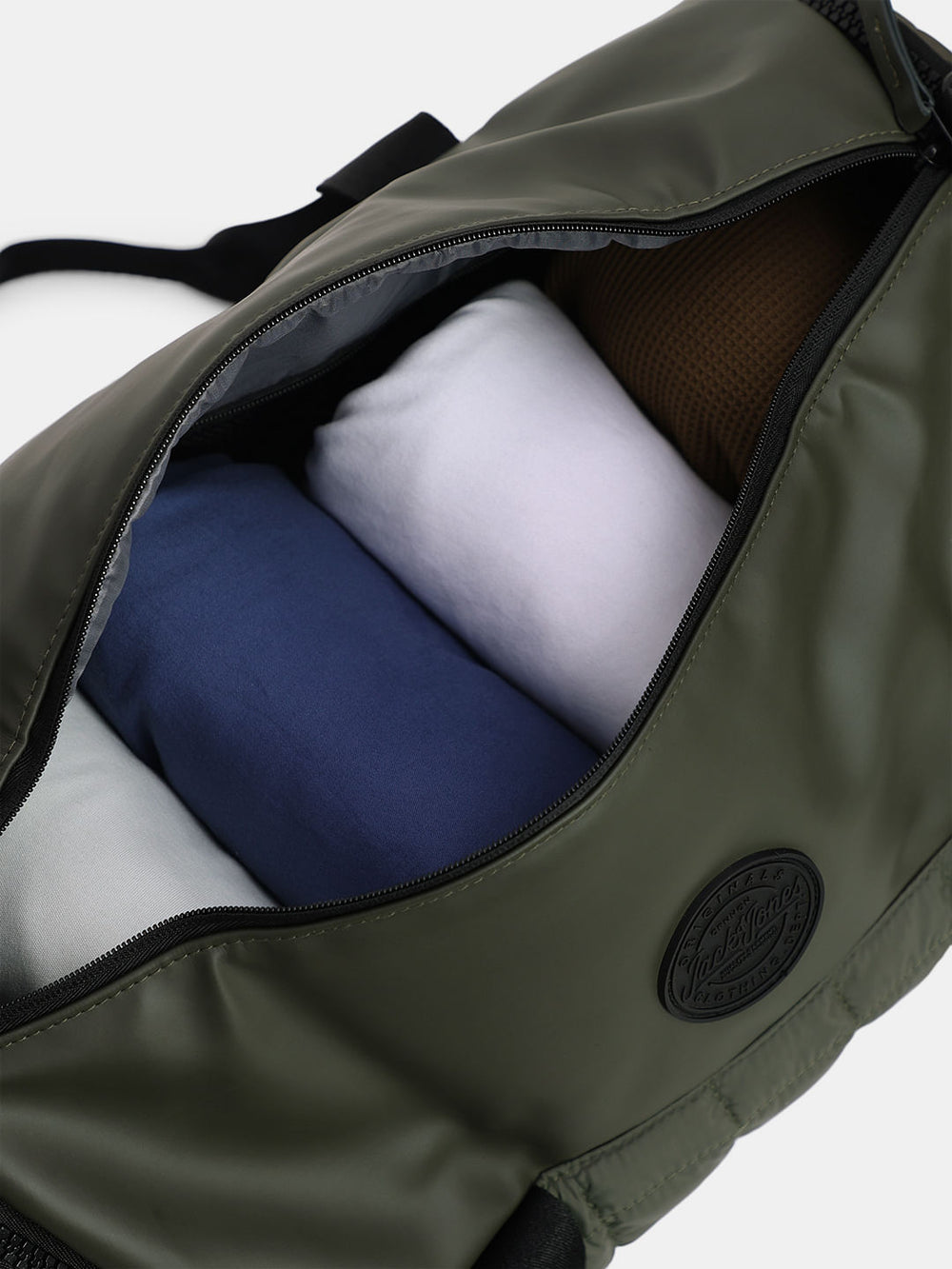 OLIVE GREEN QUILTED DUFFLE BAG