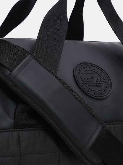 BLACK QUILTED DUFFLE BAG