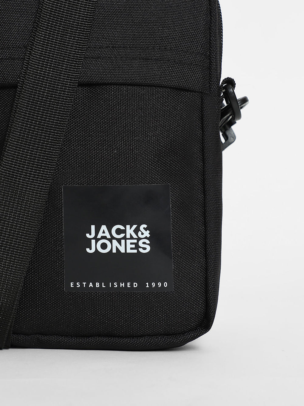 BLACK LOGO PRINT SMALL SLING BAG