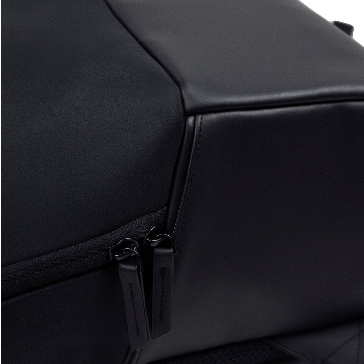 THE GENTLEMEN'S BACKPACK | BLACK