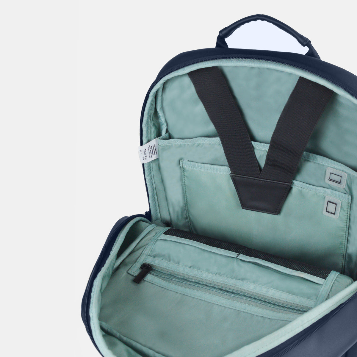 THE SLIM LINES | NAVY BACKPACK