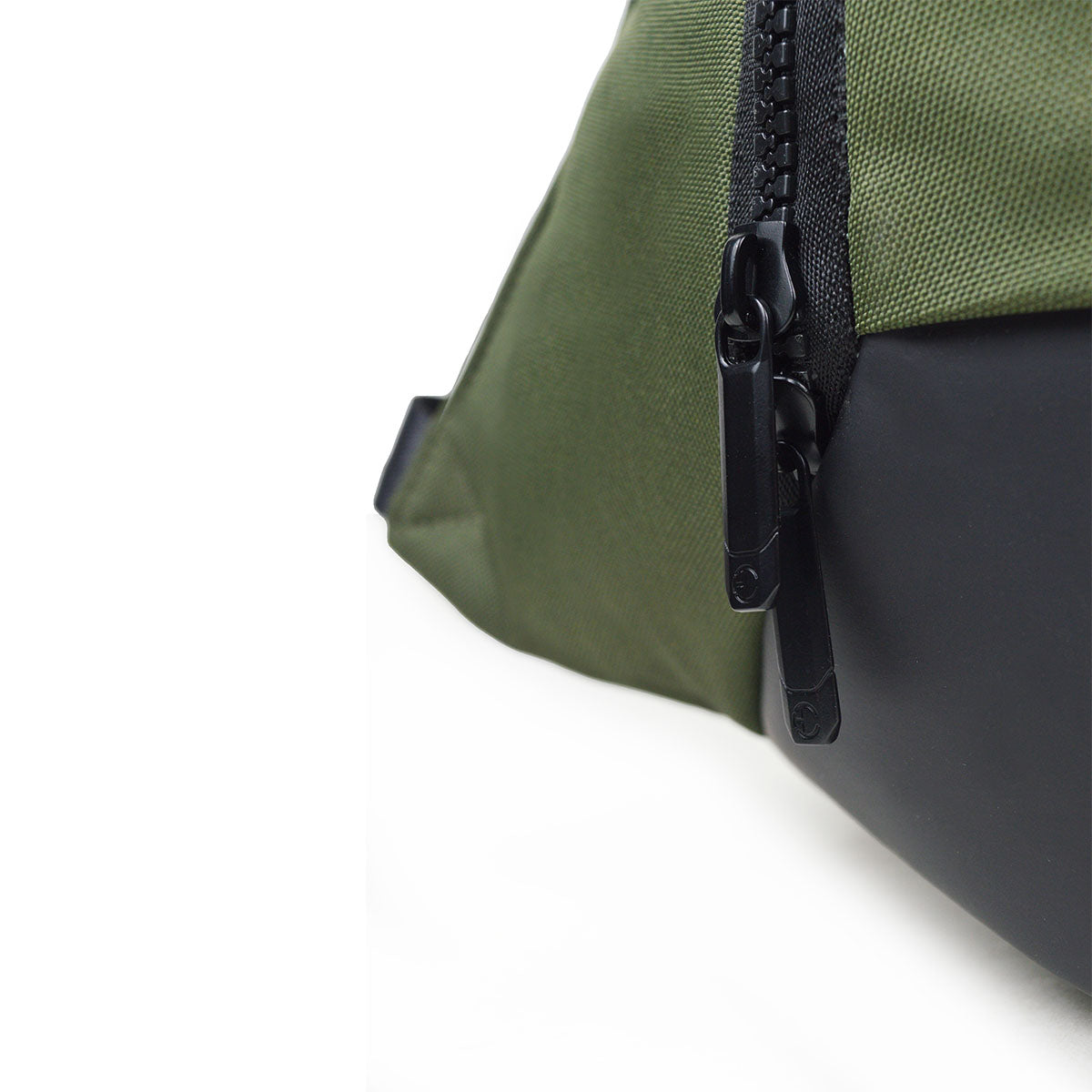 URBAN NOMAD DAYPACK | OLIVE